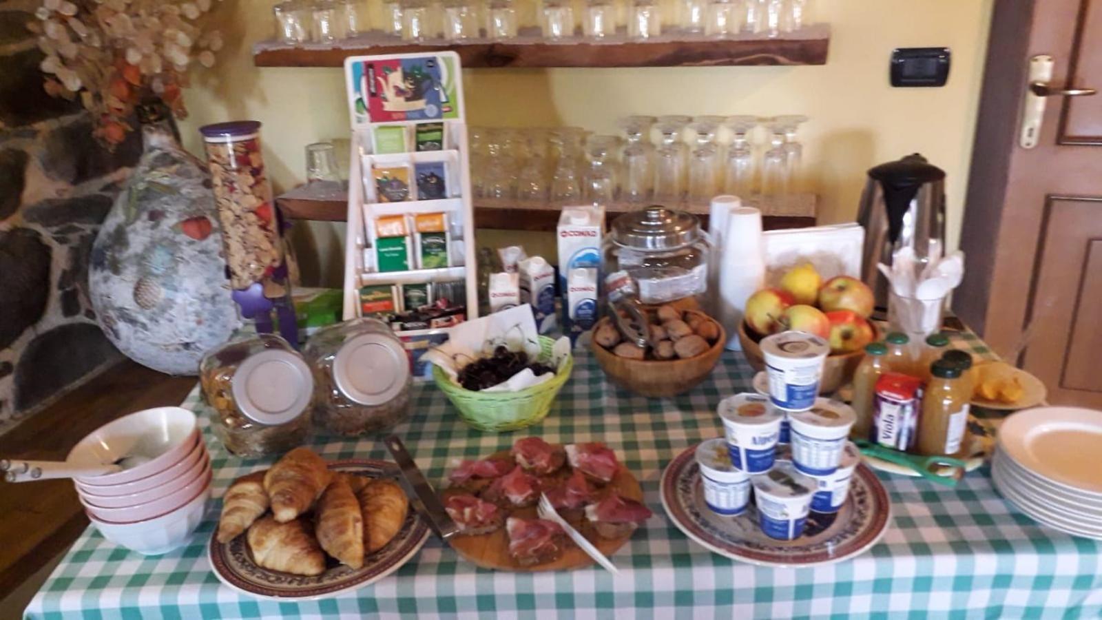 Il Casolare Bioenergetico Bed & Breakfast Albareto  Ngoại thất bức ảnh